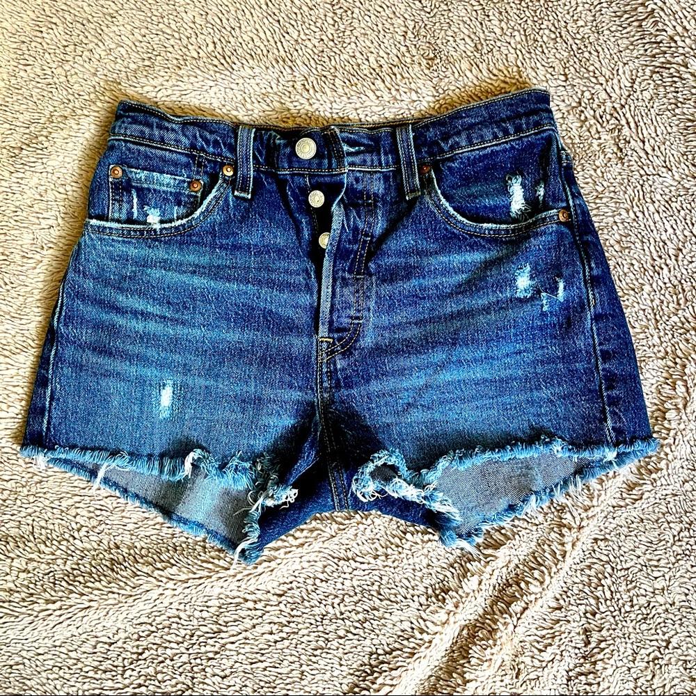 Levi’s 501 cut off distressed denim shorts